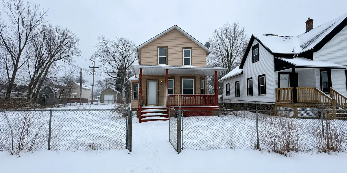 Renovated rental property purchased by Dr Daniel G. in Cleveland, Ohio