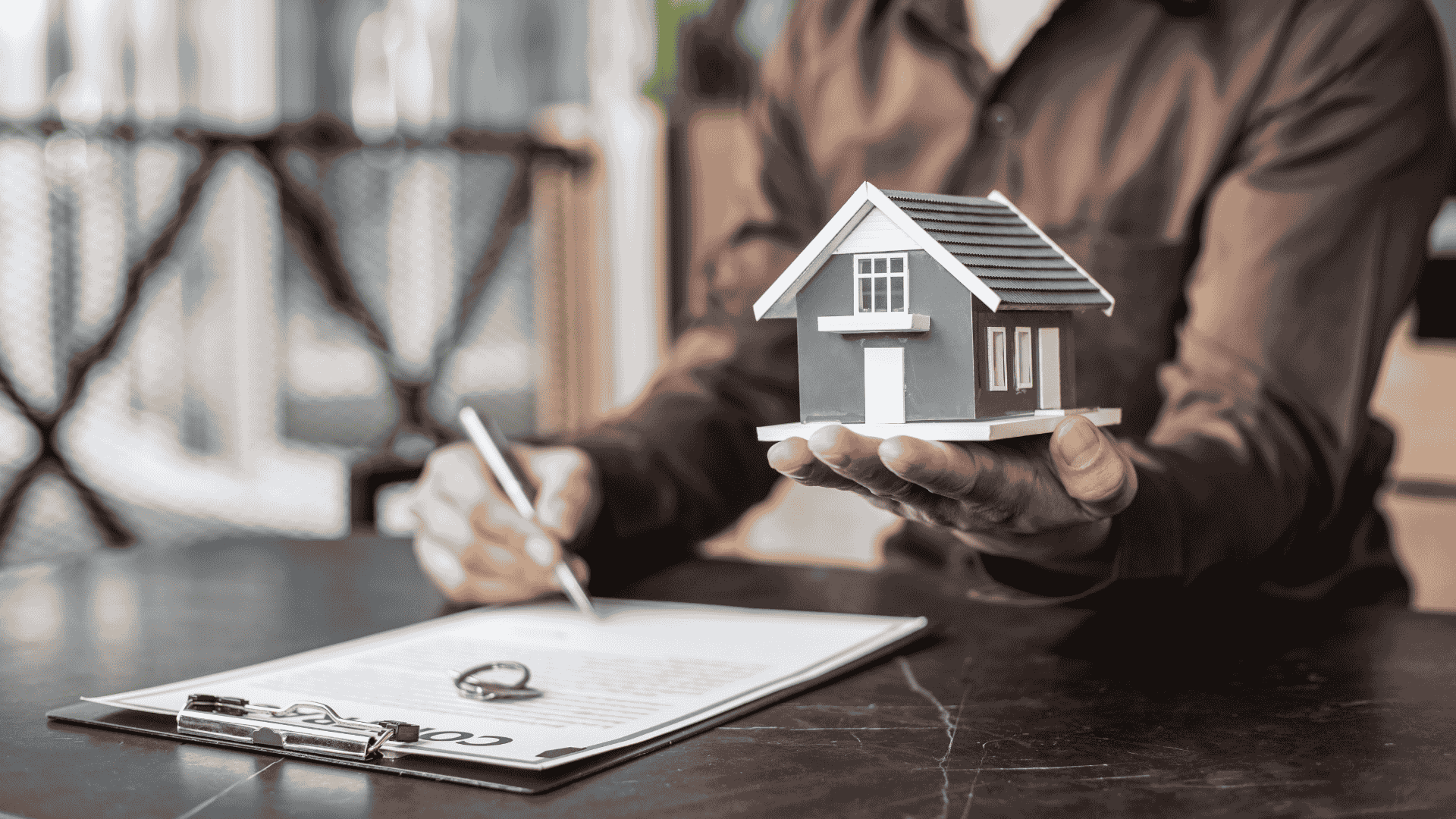 US Mortgage Rates Edge Lower on June 24 2025