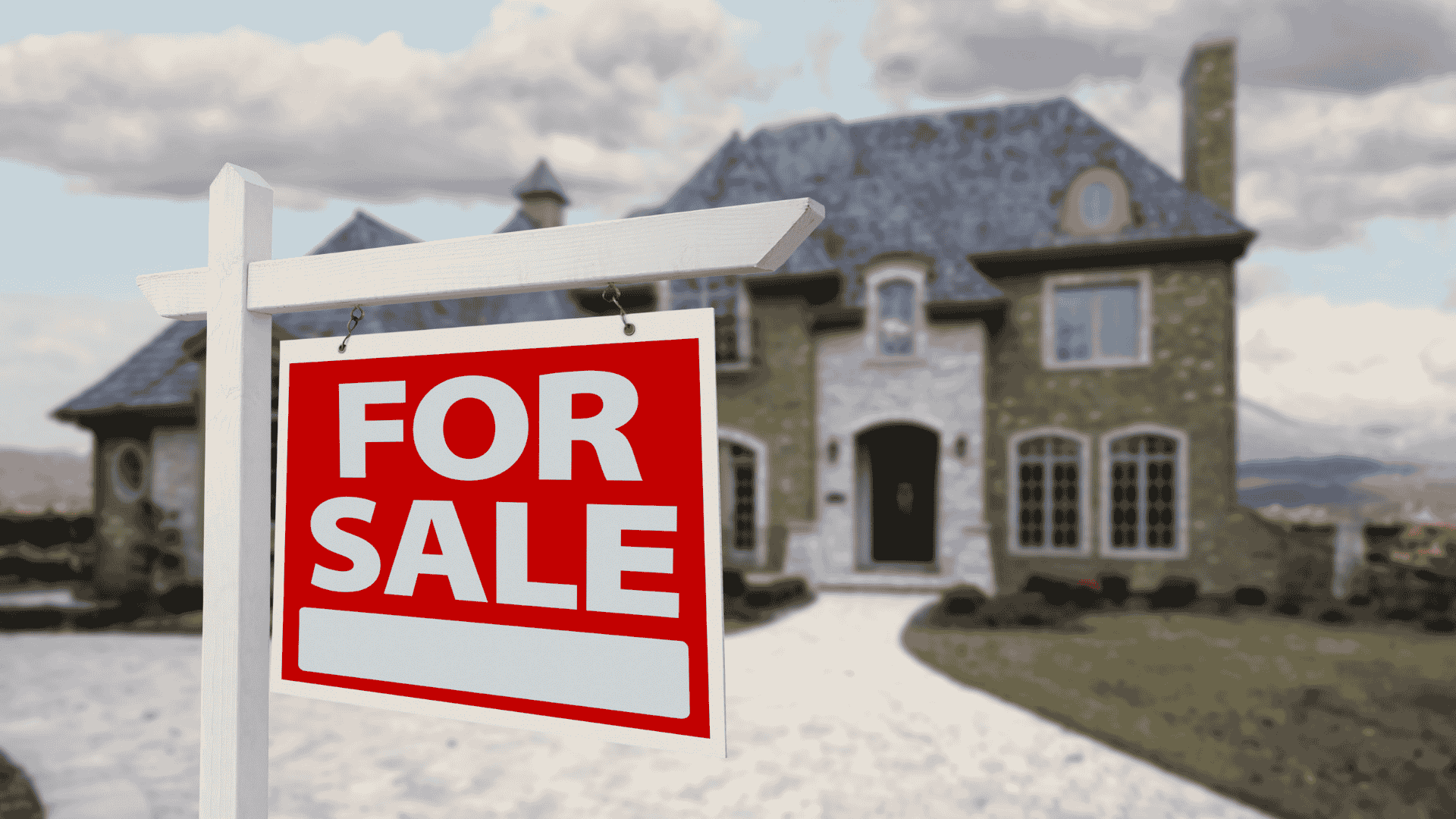 Why Only 32 of Real Estate Investors Plan to Sell Soon