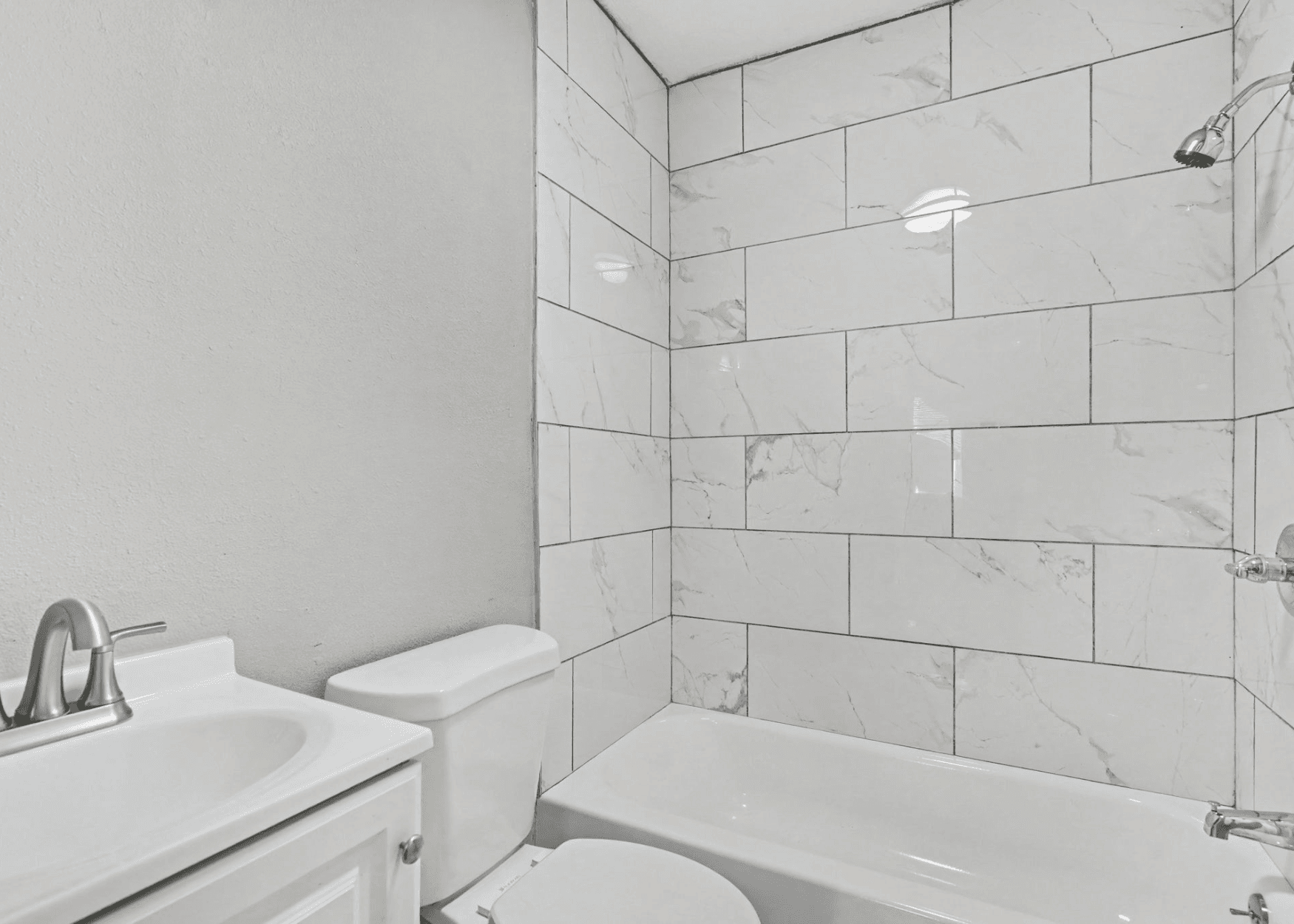 Turnkey Rental Property Kansas City 5521 Brooklyn Avenue Gallery Image 4